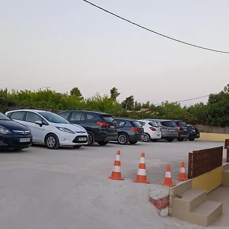 Lux Ionian St&apts * أرغوستولي