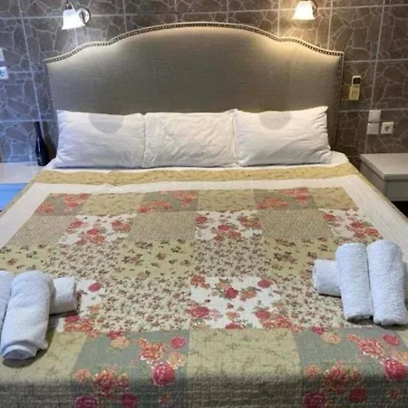 Apartman Lux Ionian St&apts *